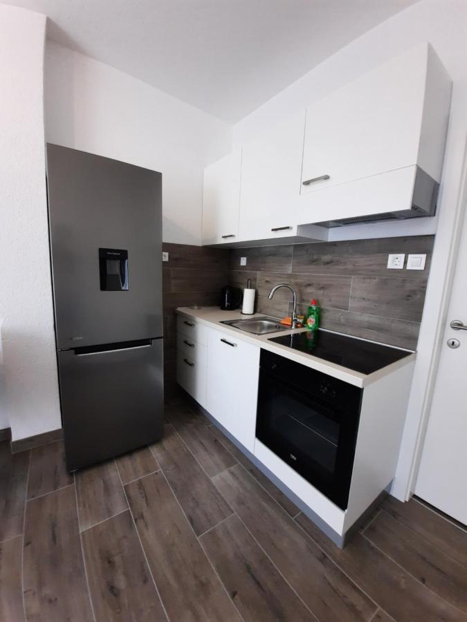 Apartman The Godfather Apartment มาคาร์สกา ภายนอก รูปภาพ