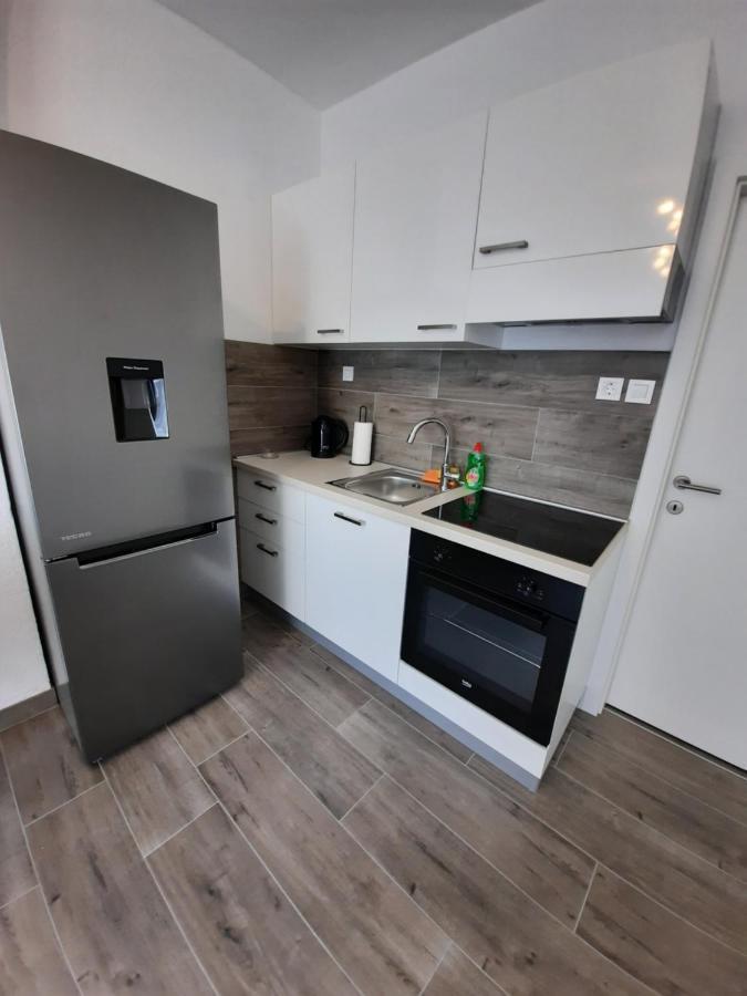 Apartman The Godfather Apartment มาคาร์สกา ภายนอก รูปภาพ