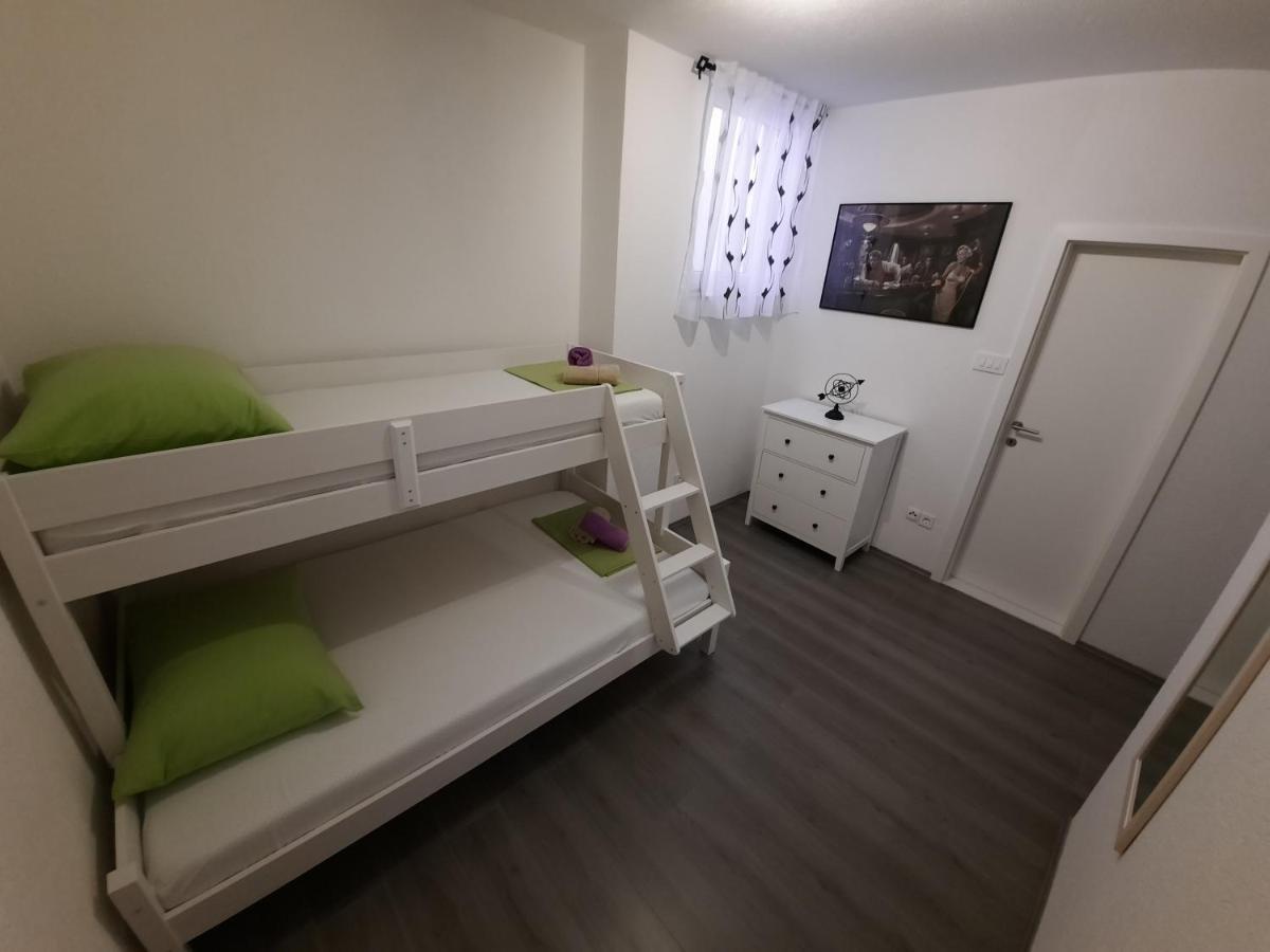 Apartman The Godfather Apartment มาคาร์สกา ภายนอก รูปภาพ